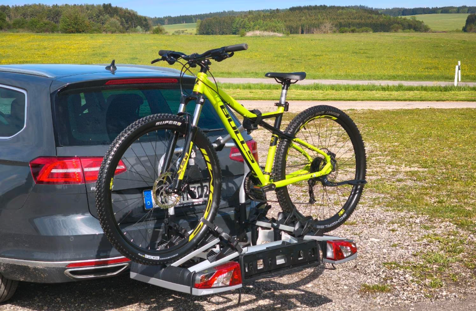 Atera Heckträger für 3 Räder E-Bike mieten in Denkingen