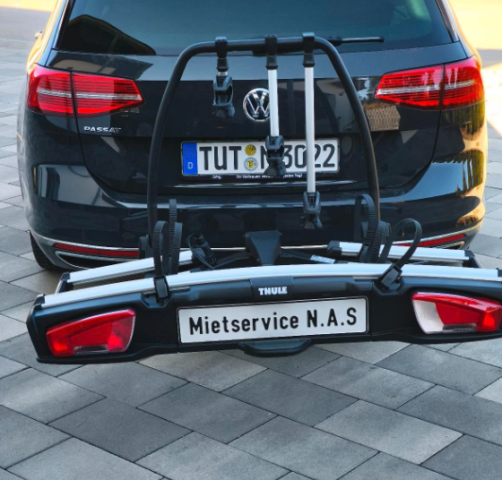 Thule Velospace XT 3 Fahrradträger für 3 Räder mieten in Denkingen